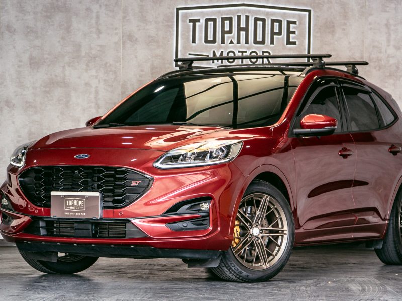 KUGA250 STLINE-4